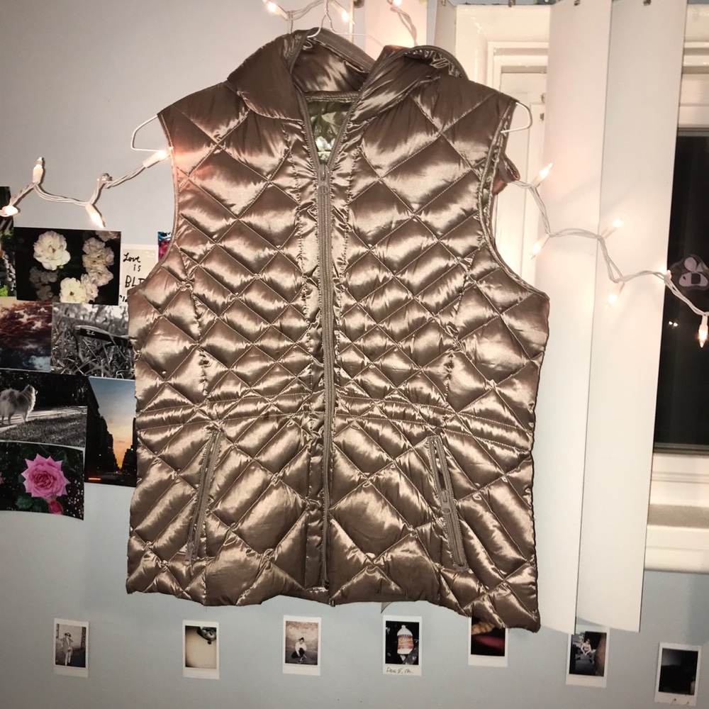 Puffy vest